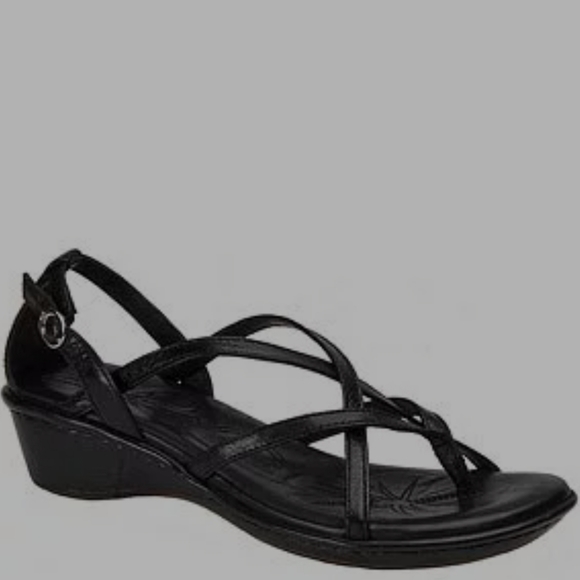 Born Shoes - Born Leather Sandals